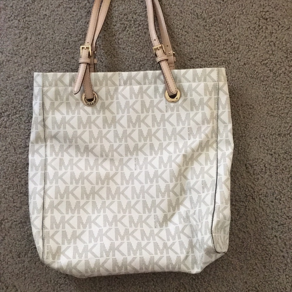 Michael Kira Bag